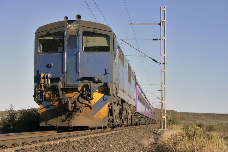 南アフリカの鉄道風景 World Railways